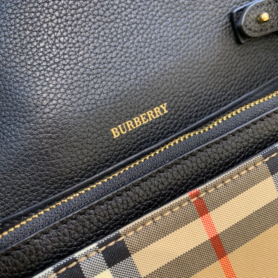 Burberry - Новая сумка через плечо Note - Черная