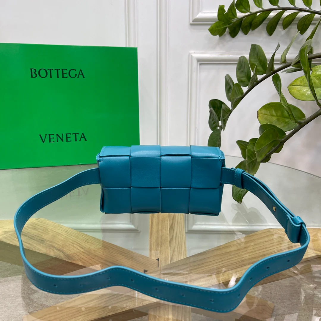 Поясная сумка BV из плетеной ткани, овечья кожа, 17 см, 5х9 см, 3 см.