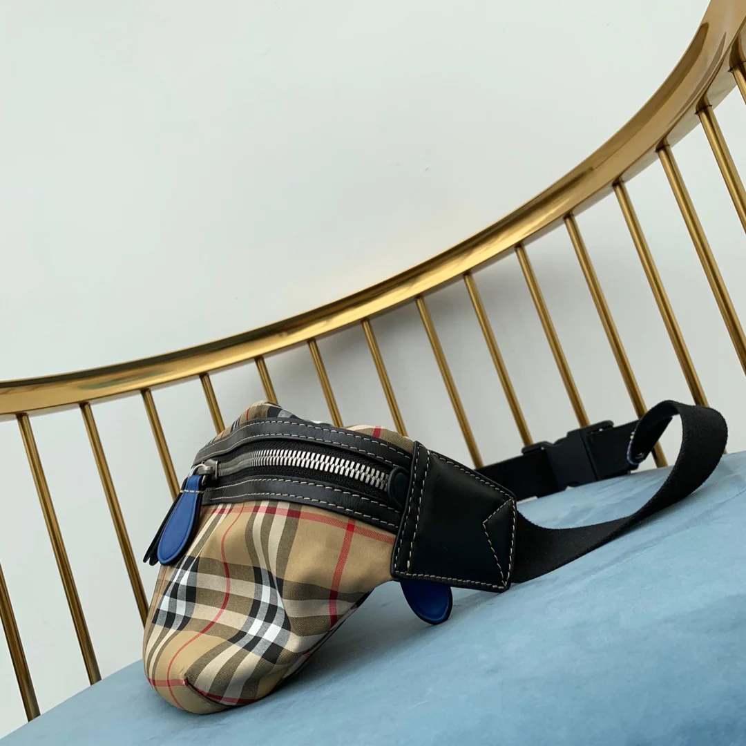 Burberry - Новая классическая клетчатая поясная сумка