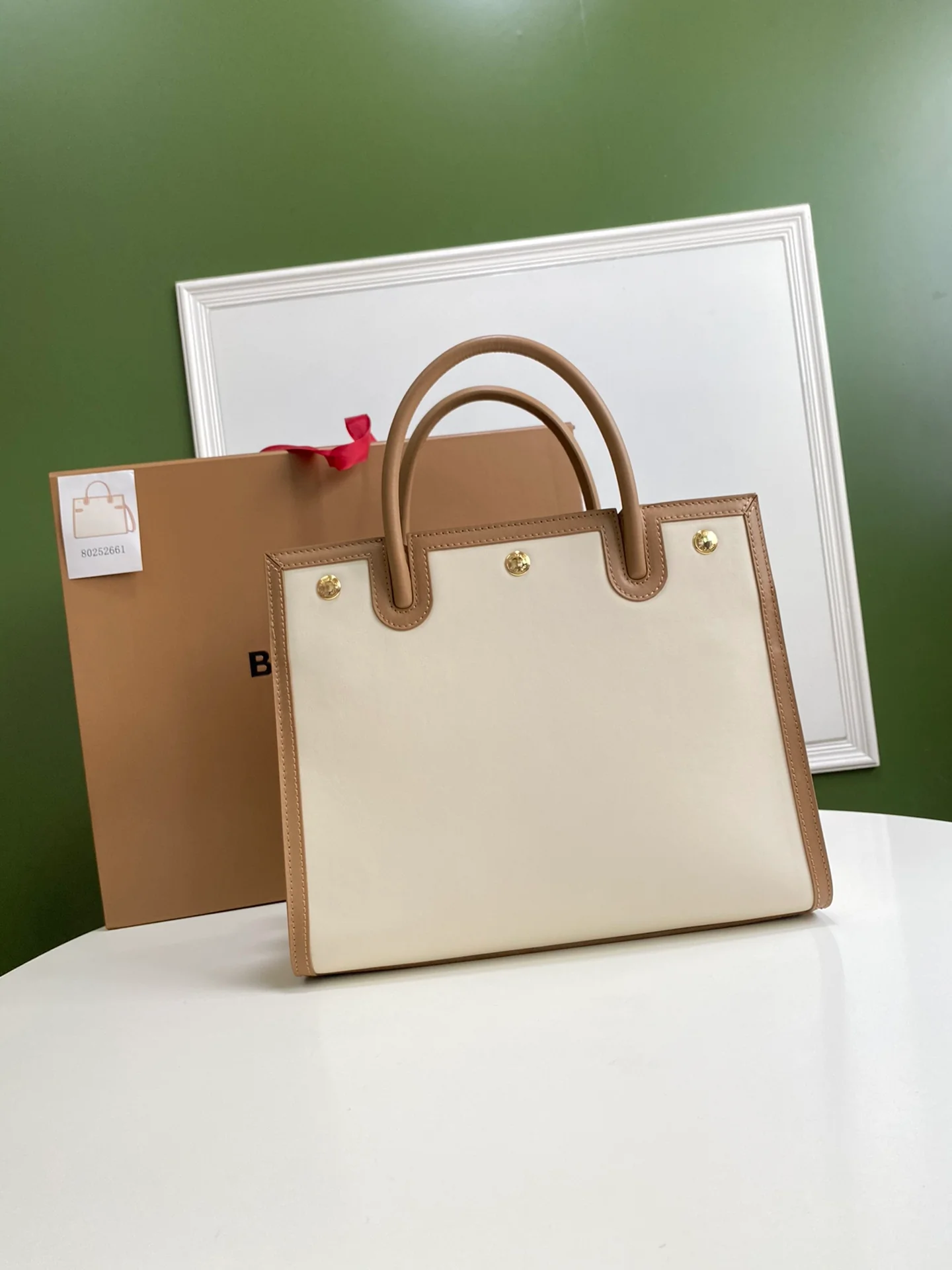 Burberry - Итальянская дубленая кожа - Title - Сумка Teller