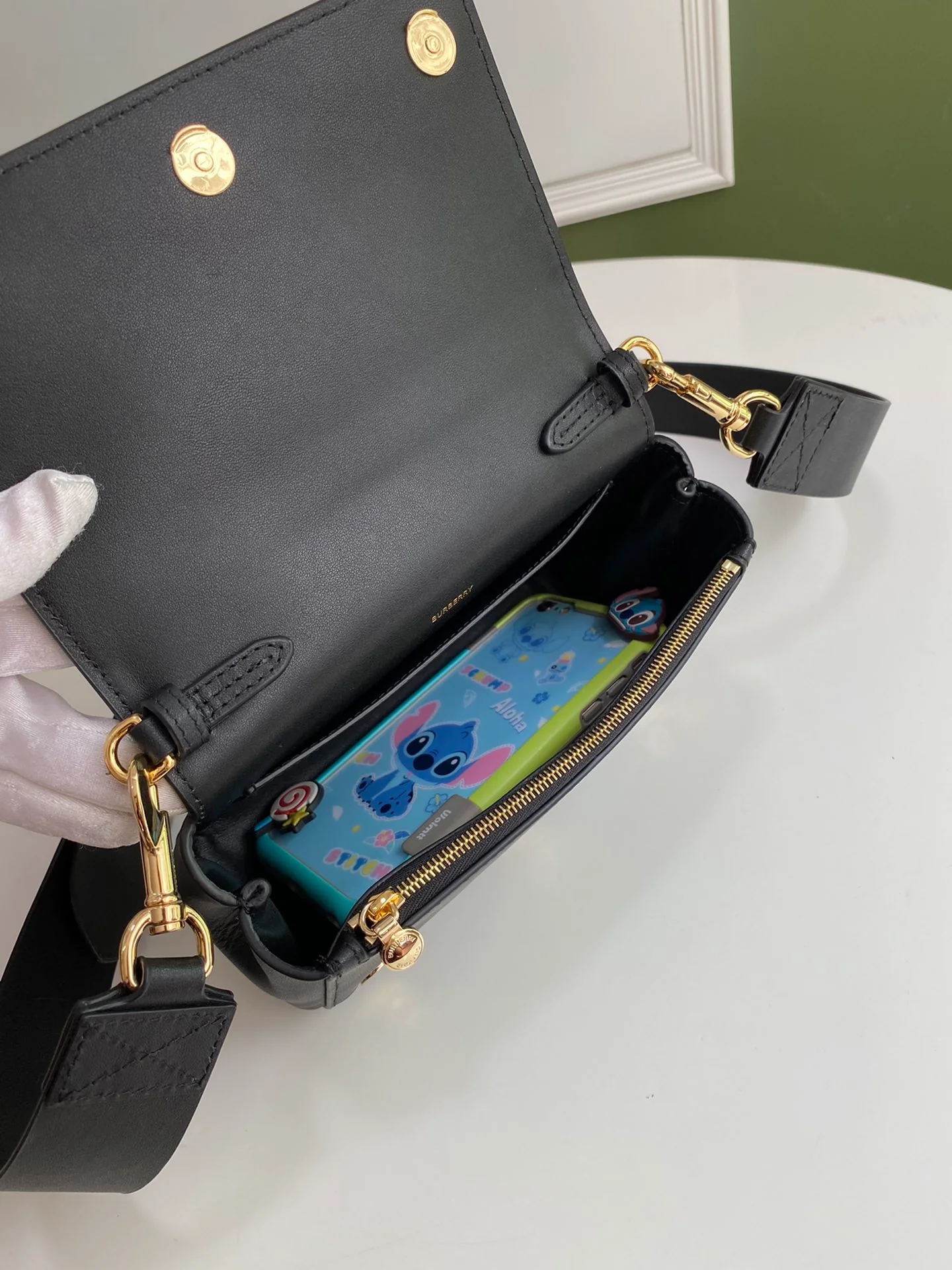 Винтажная кожаная сумка через плечо Burberry в клетку