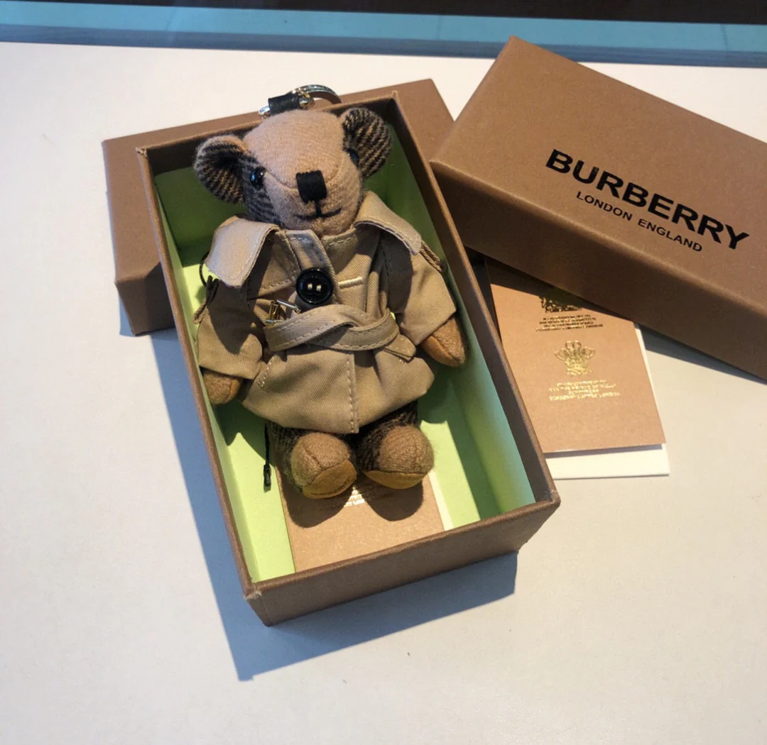 Брелок в виде медведя в виде тренча Burberry - 1 шт.