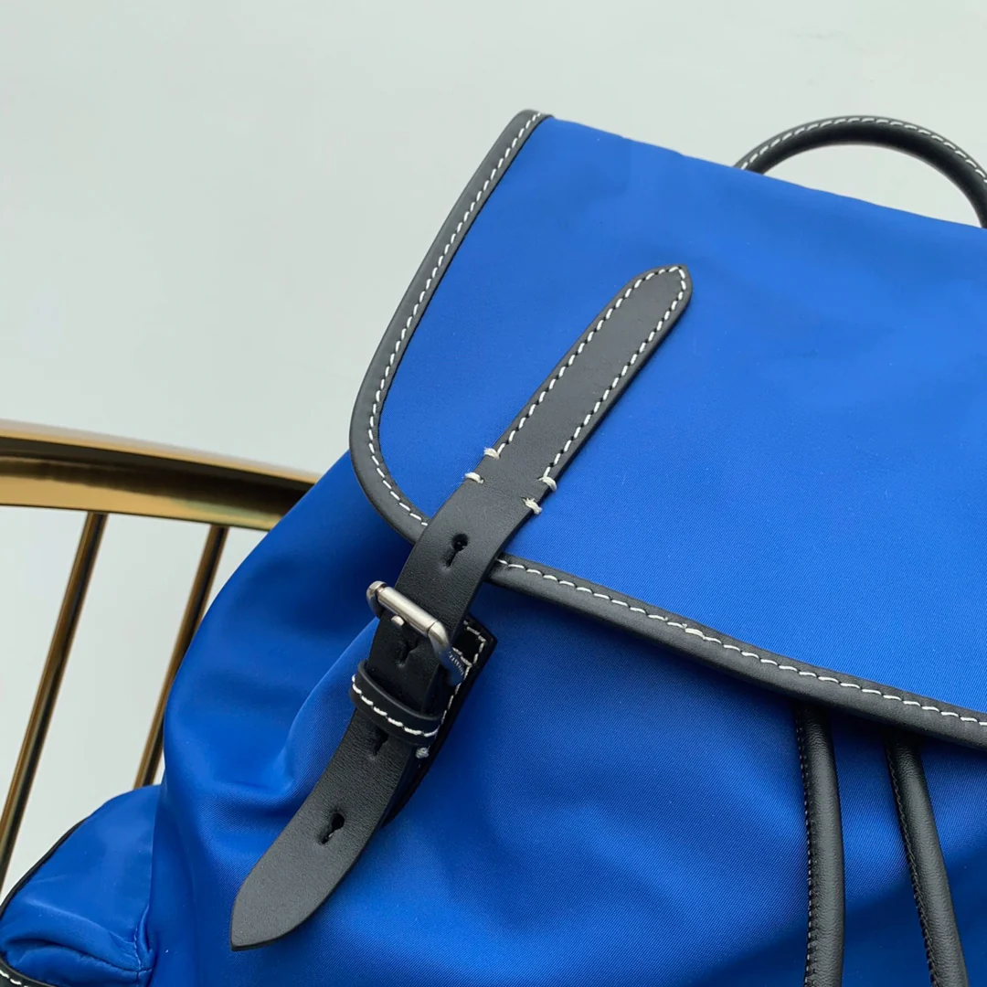 Burberry - Новинка мужского рюкзака в стиле милитари - Синий