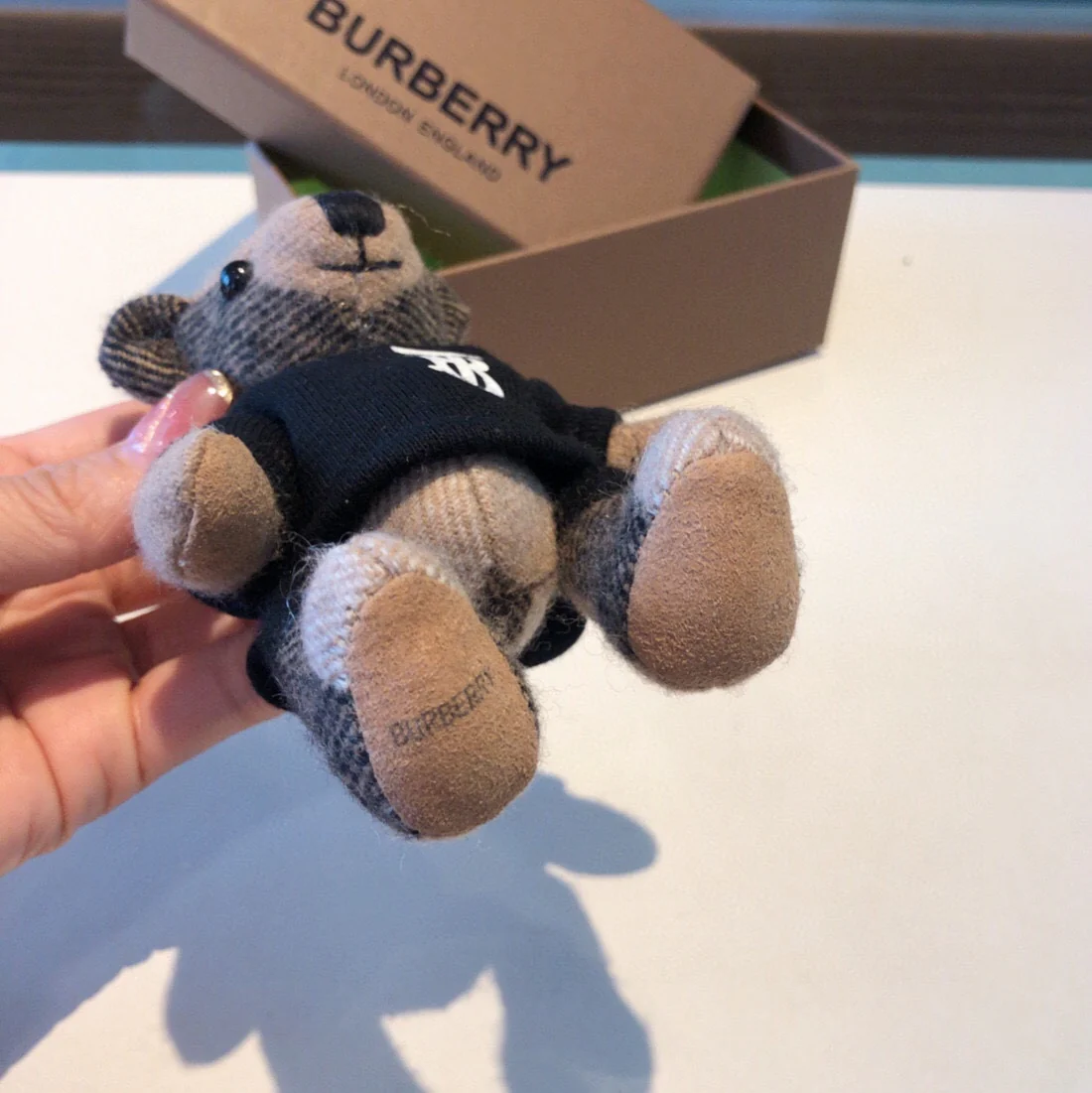 Burberry - Подвеска в виде медведя для толстовки - Черная