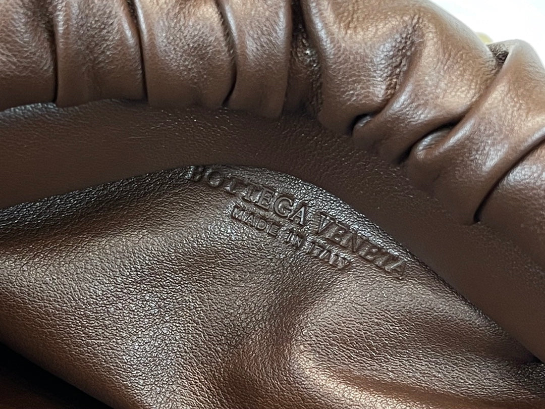 Сумка-мешок BV The Chain Pouch Cloud Bag - 31x12x16 см - 4 шт.