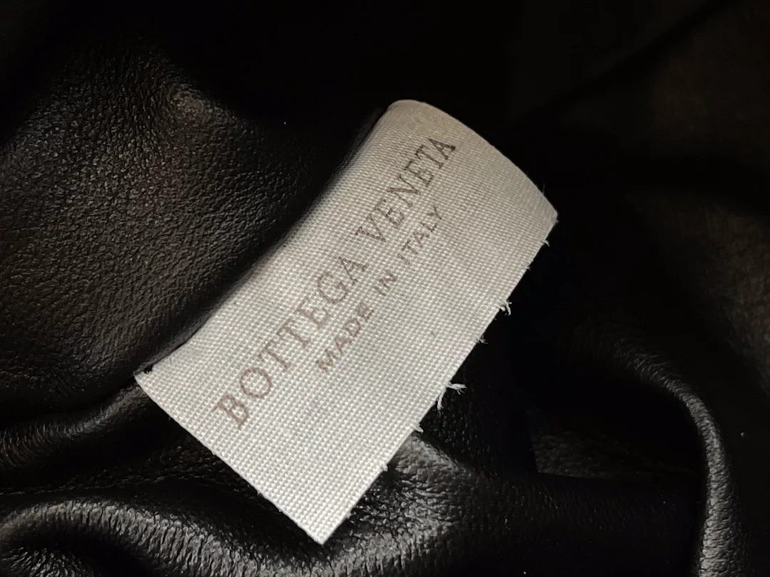 Сумка-мешок BV The Chain Pouch Cloud Bag - 31x12x16 см