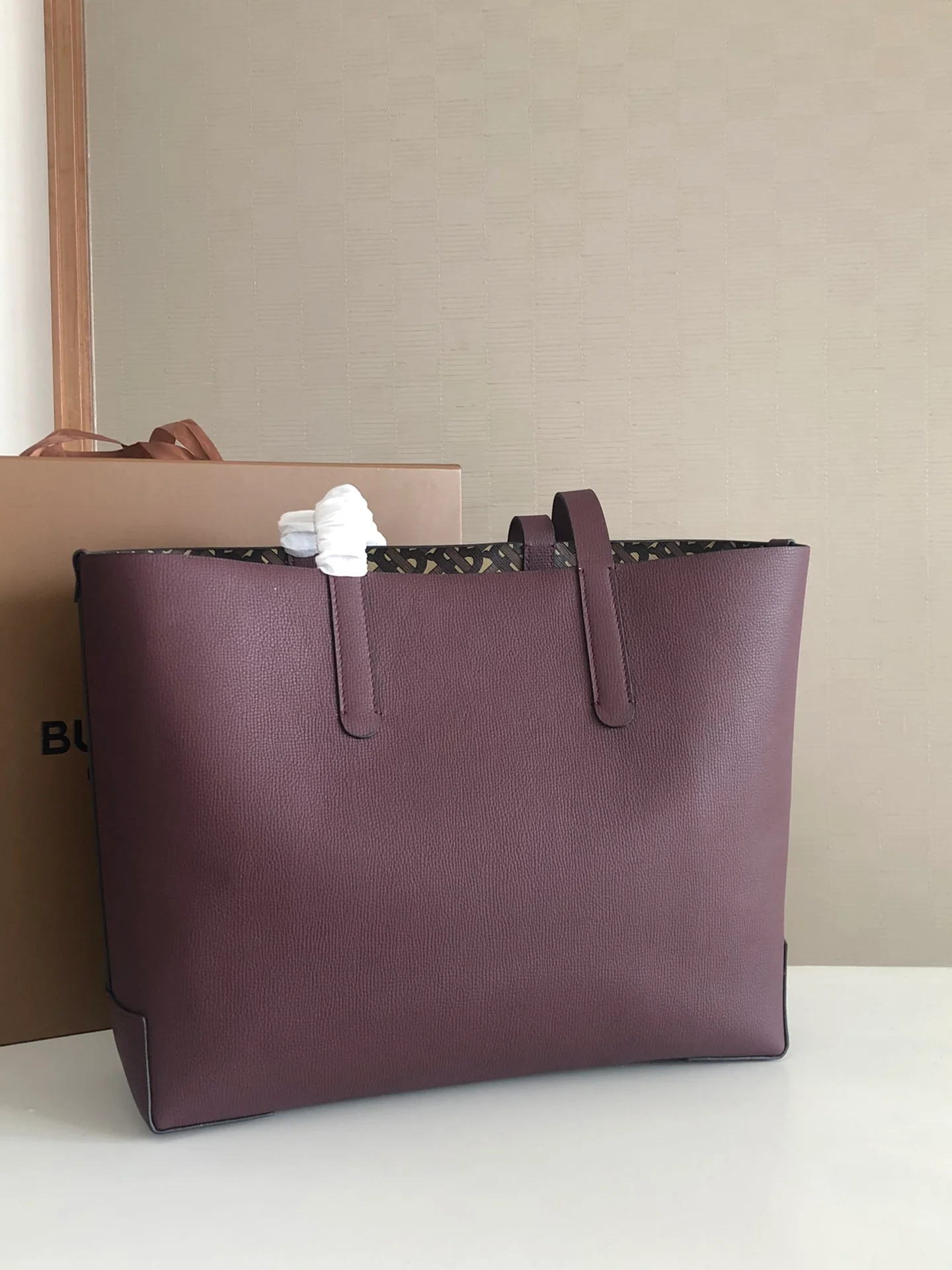 Burberry - Кожа с покрытием - Новейшая сумка-тоут - Бордовый