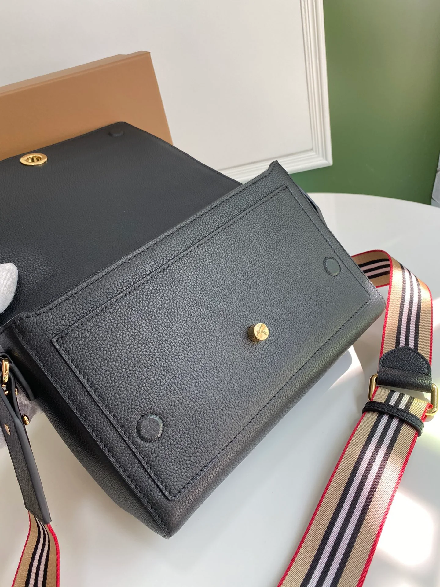 Burberry - Сумка через плечо/Клатч