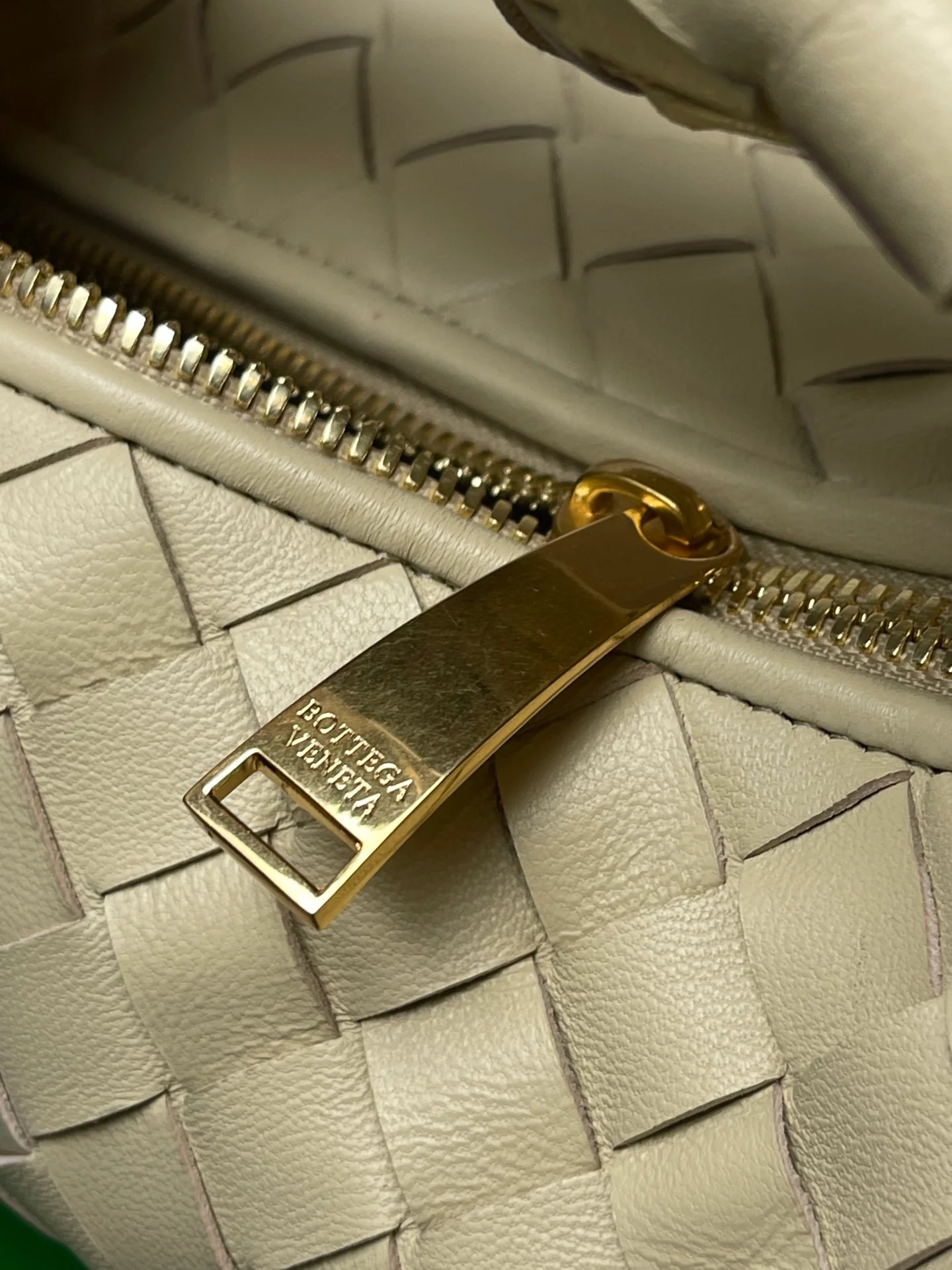 Сумка BV Mini Jodie Croissant Bag, s27x9x23cm-8