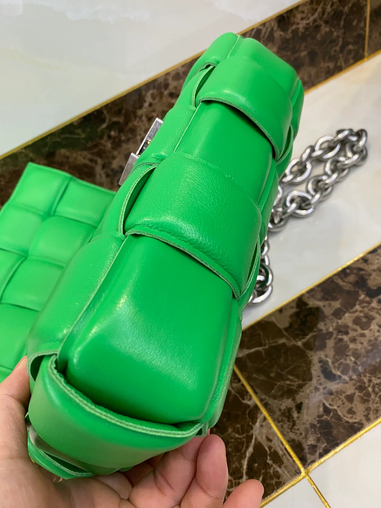 Сумка для кассет BV из овечьей кожи, 27х10х18 см.