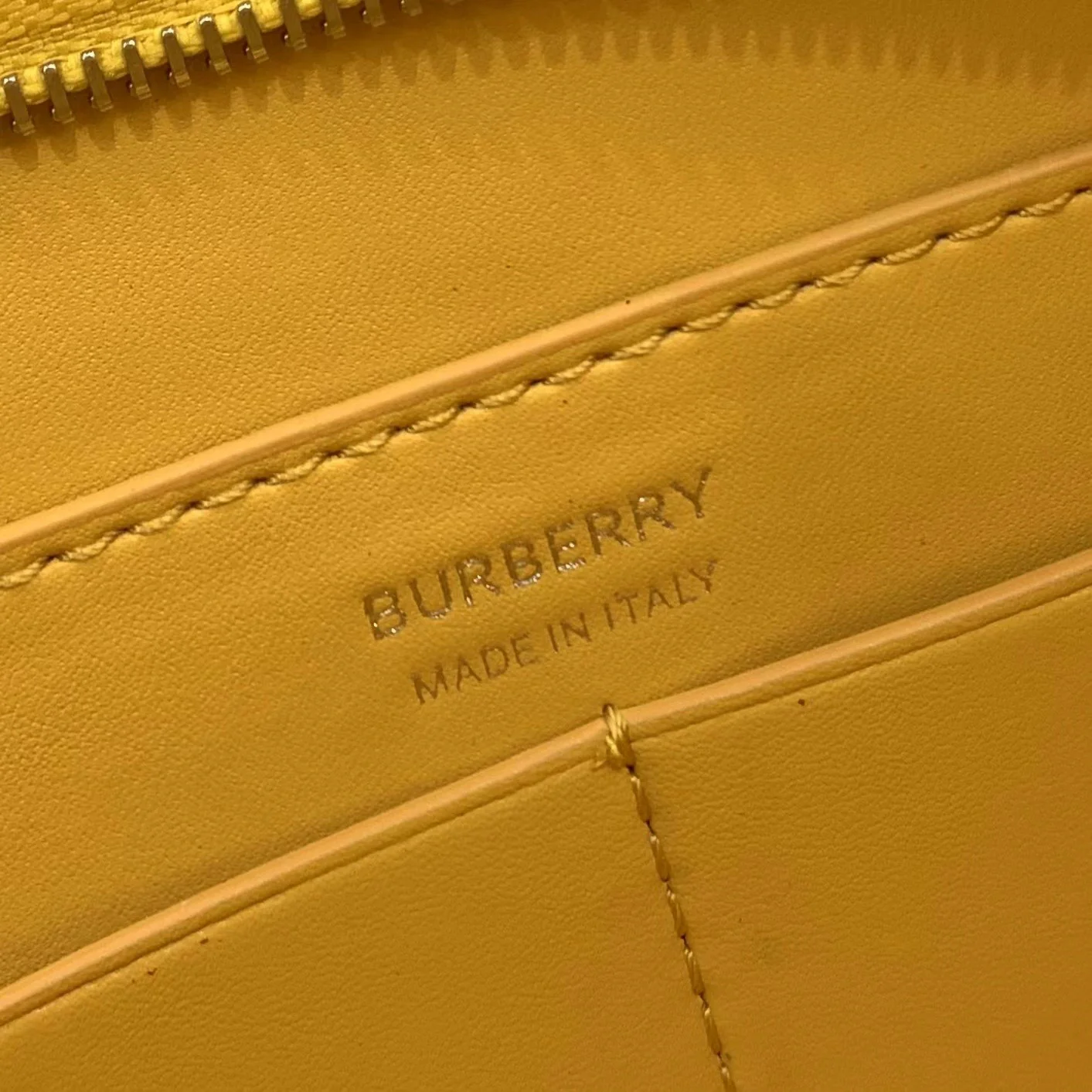 Новая сумка через плечо Burberry TB — желтая.