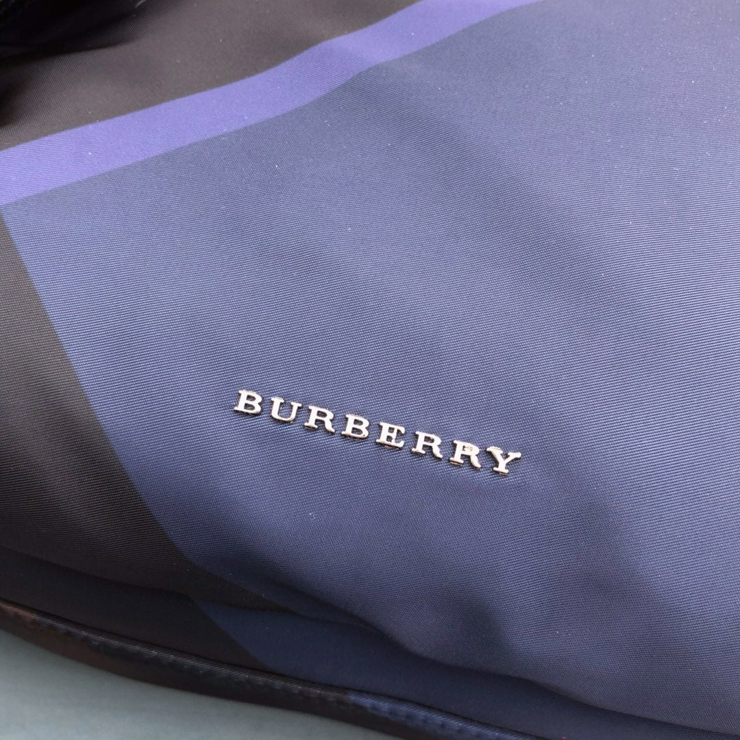 Burberry - Новый рюкзак
