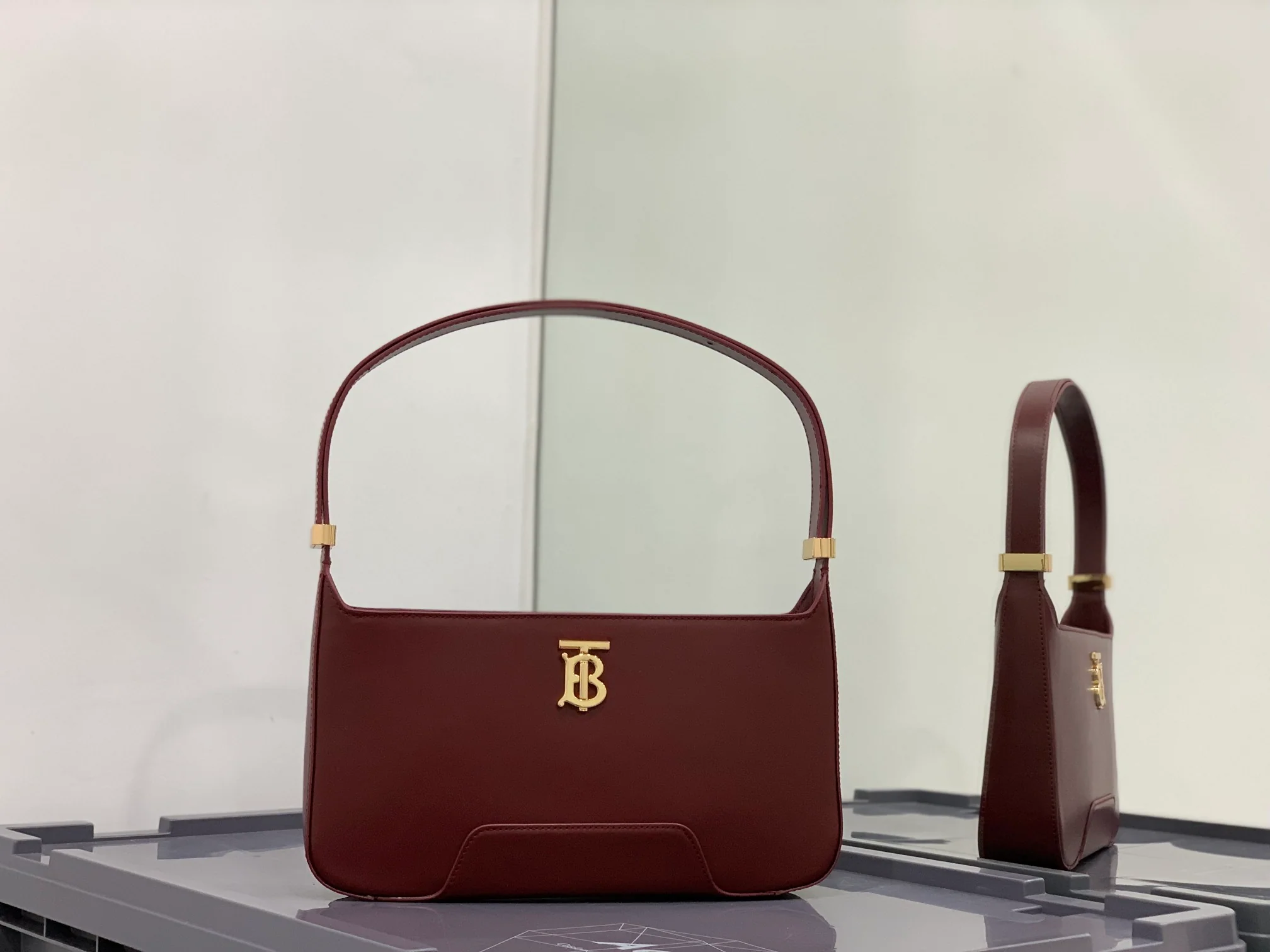 Burberry - Новая сумка через плечо TB - Бордовая