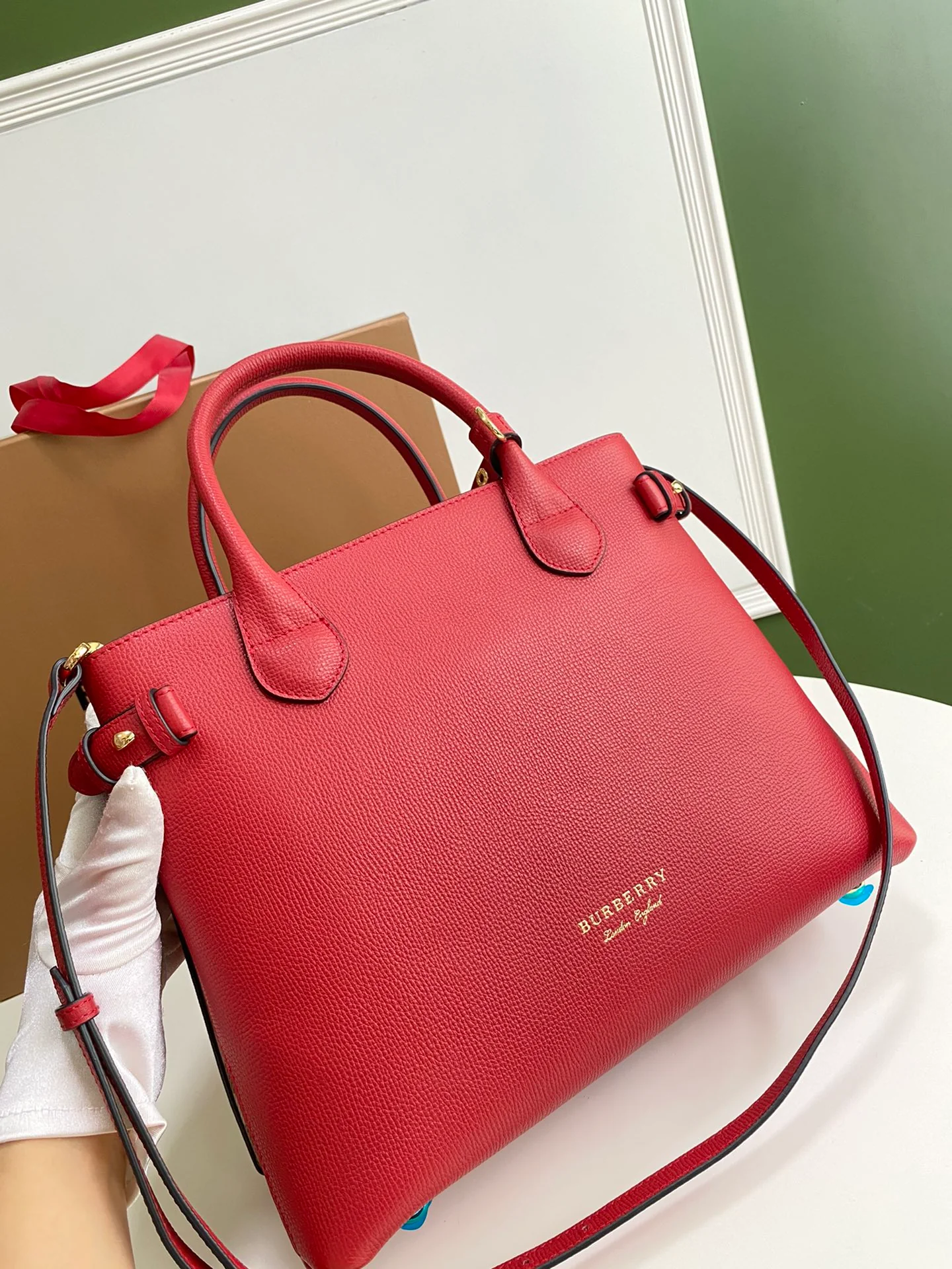 Сумка-тоут Burberry bbr-the-banner - красная