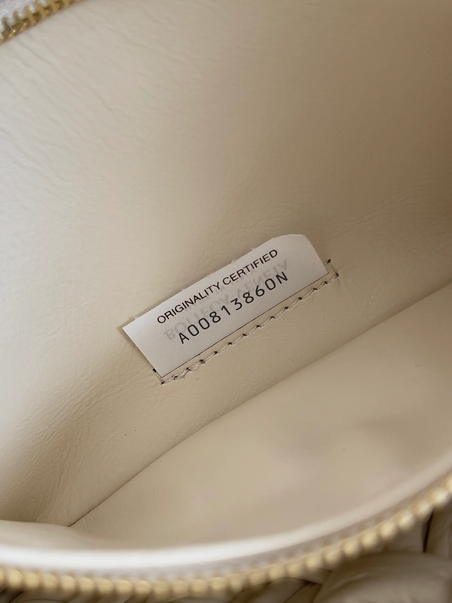 BV-kalimero-citta-underarm knotted bag