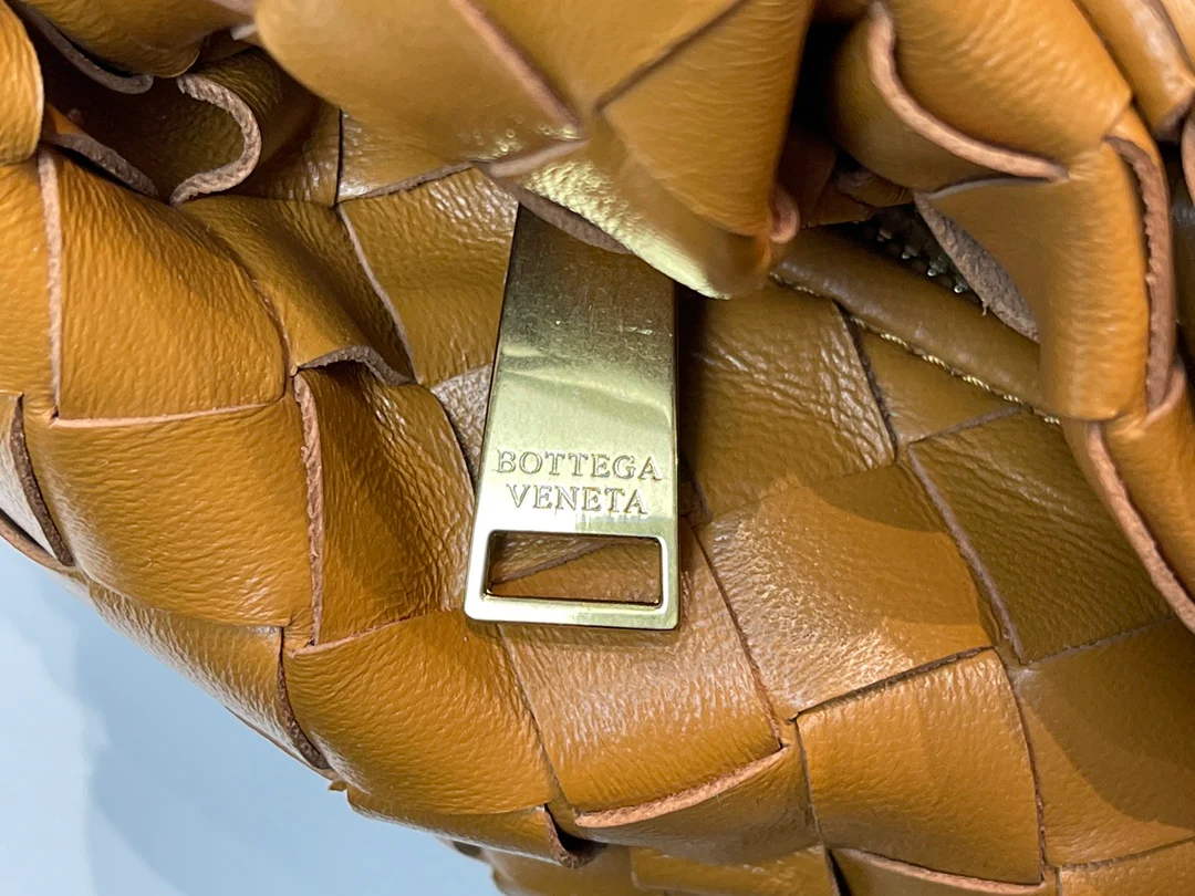 Сумка-круассан BV Mini Jodie, 27х9х23 см - 3 шт.