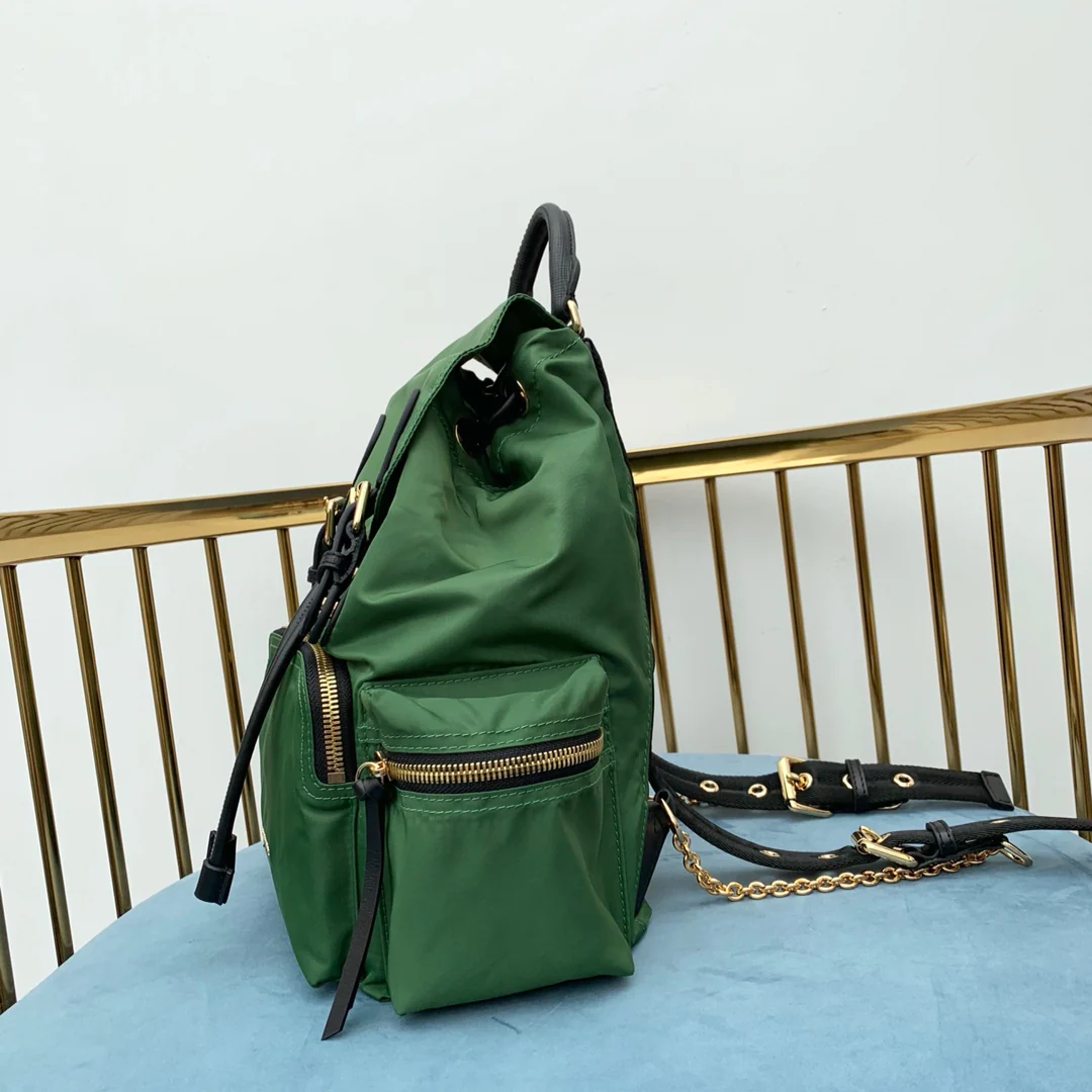 Рюкзак Burberry в военном стиле - зеленый - средний размер