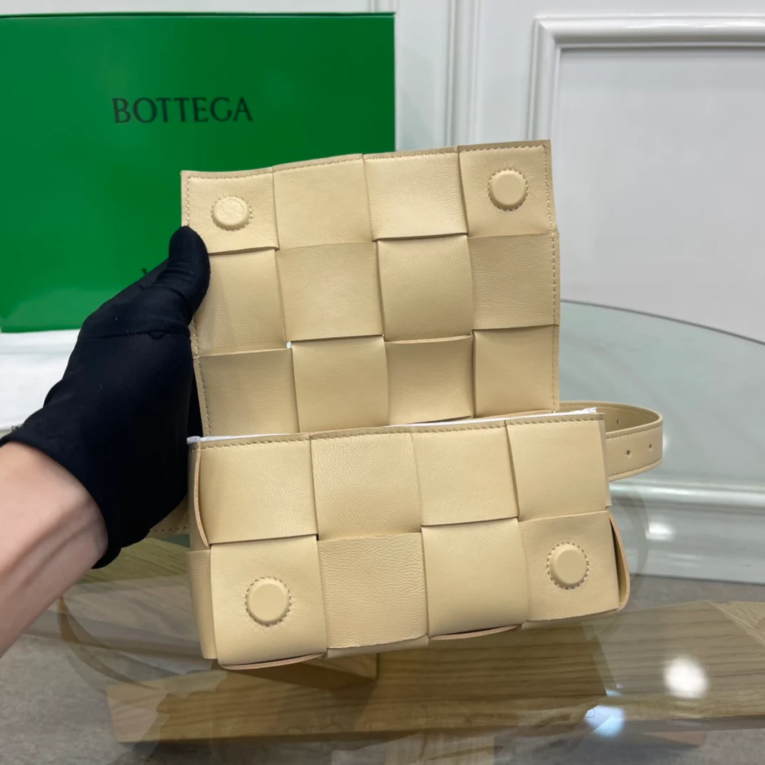 Поясная сумка BV из плетеной ткани, овечья кожа, 17 см, 5х9 см, 5х5 см.