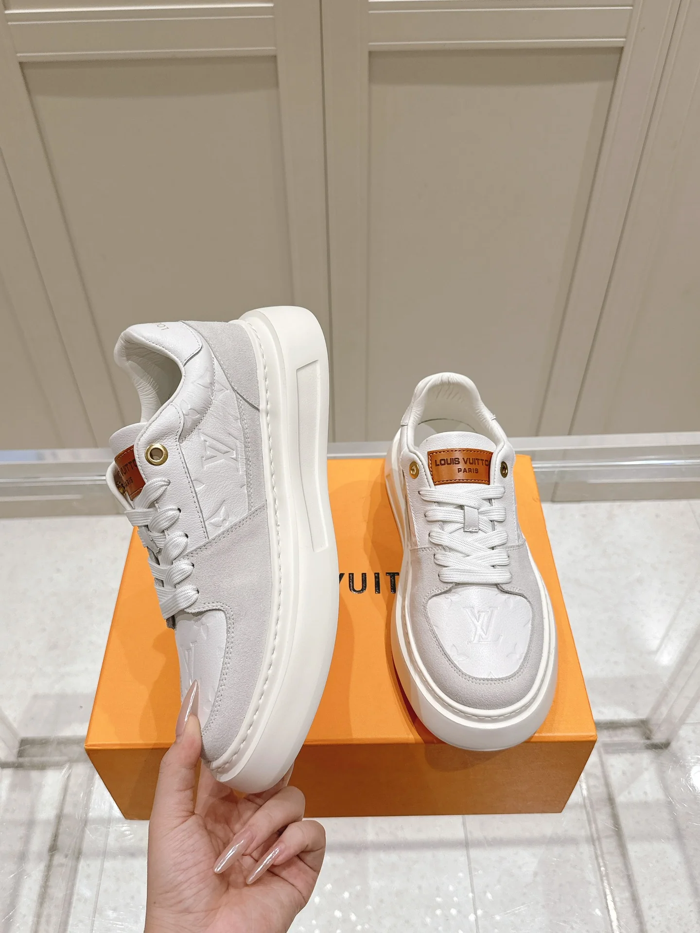 Повседневные туфли на платформе LV-2024, серые.