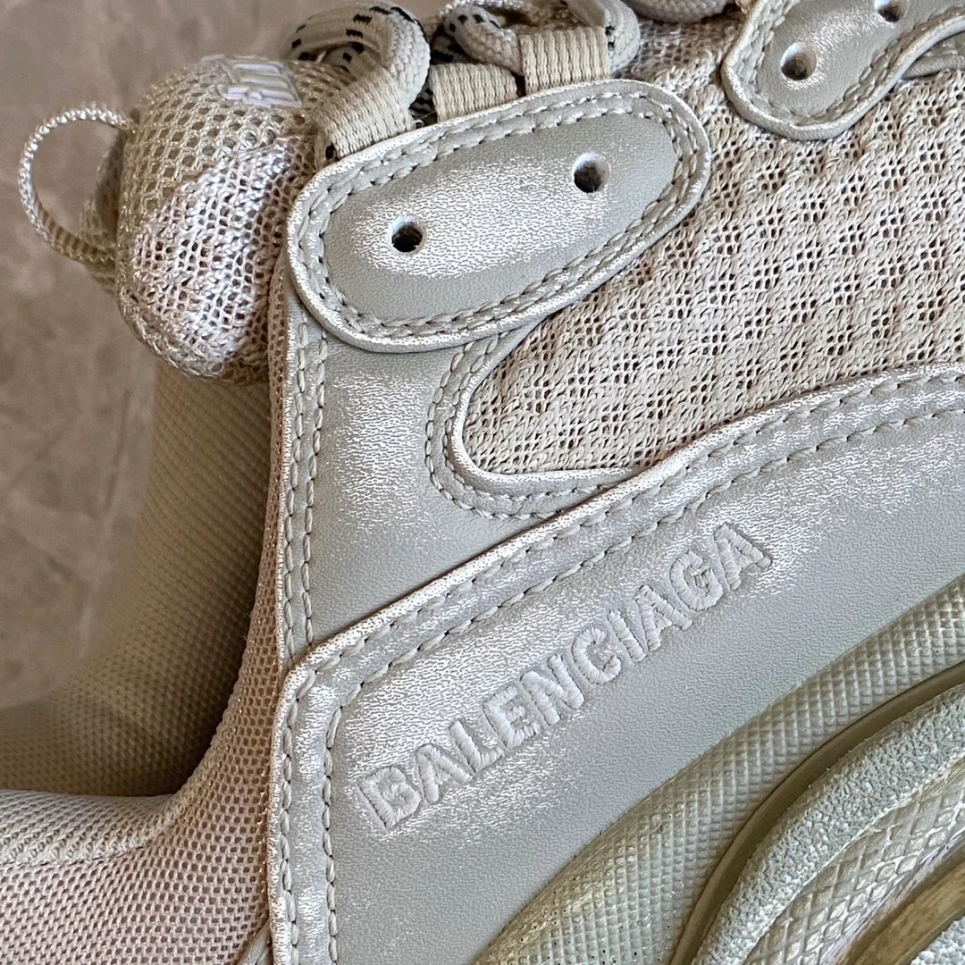 Balenciaga - Dad Shoes - 20