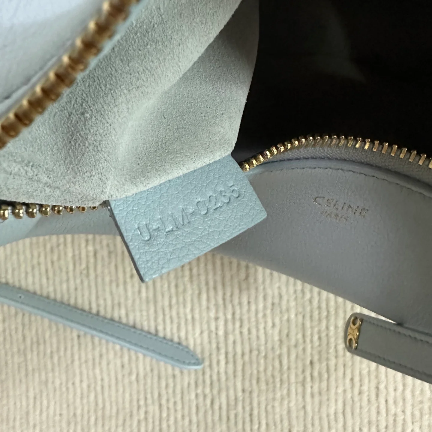 Сумка Celine Lulu Crescent Bag - Ледяной синий