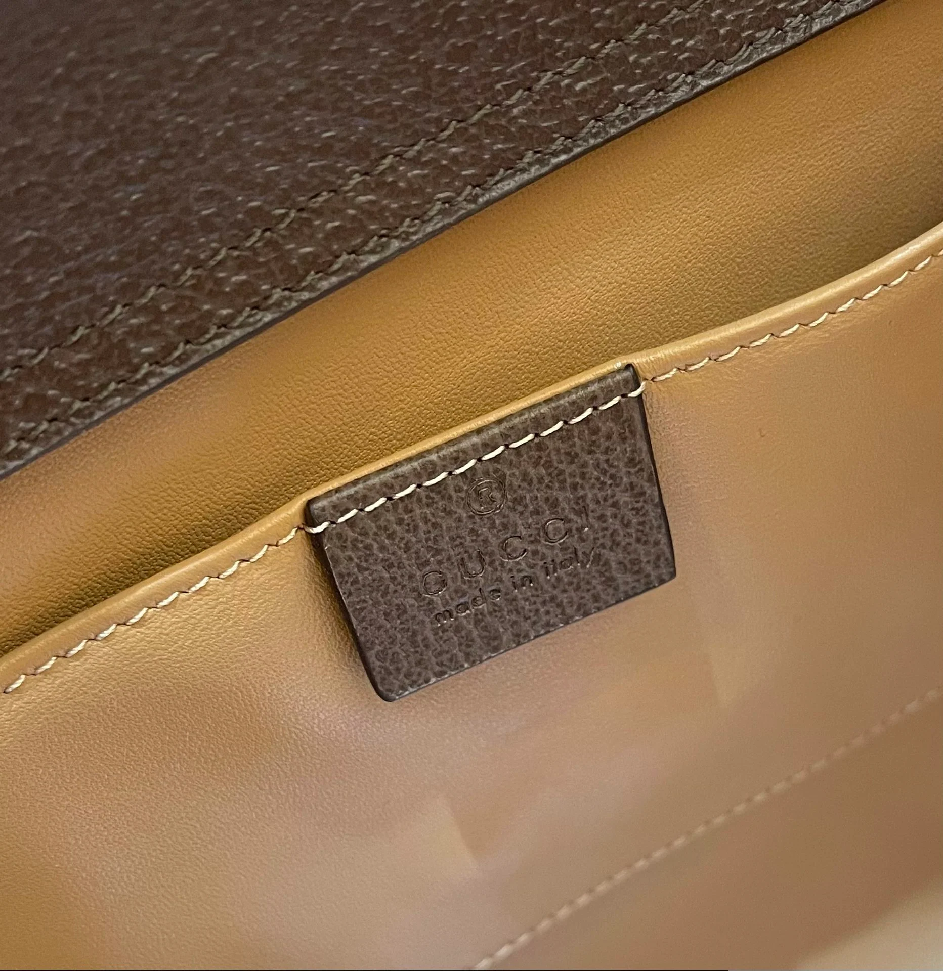 Сумка-тоут Gucci из канваса с принтом G-Flower и бамбуковой ручкой - 27x24x11 см