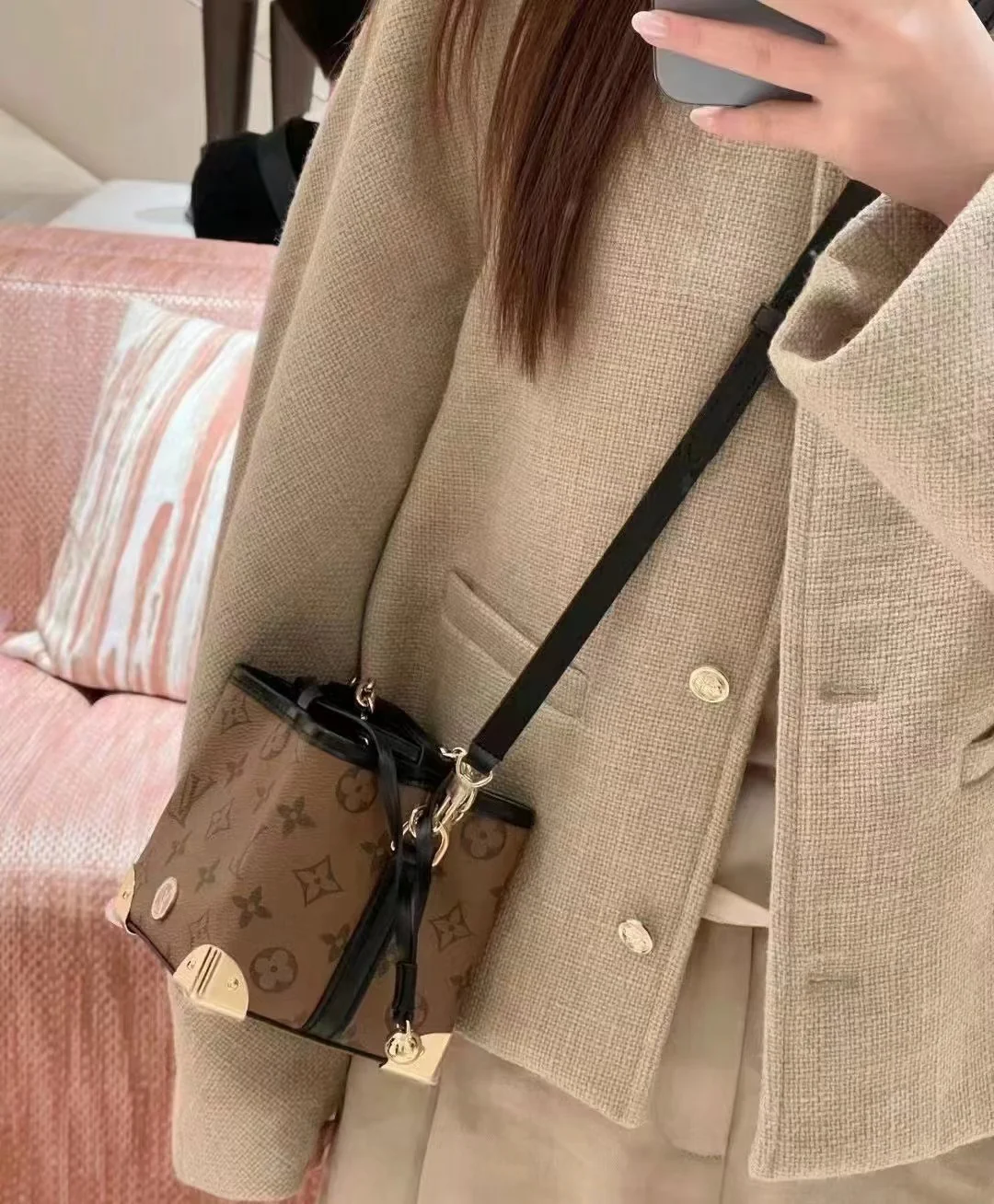 m82885-LV-noe-purse-мини-сумка-ведро