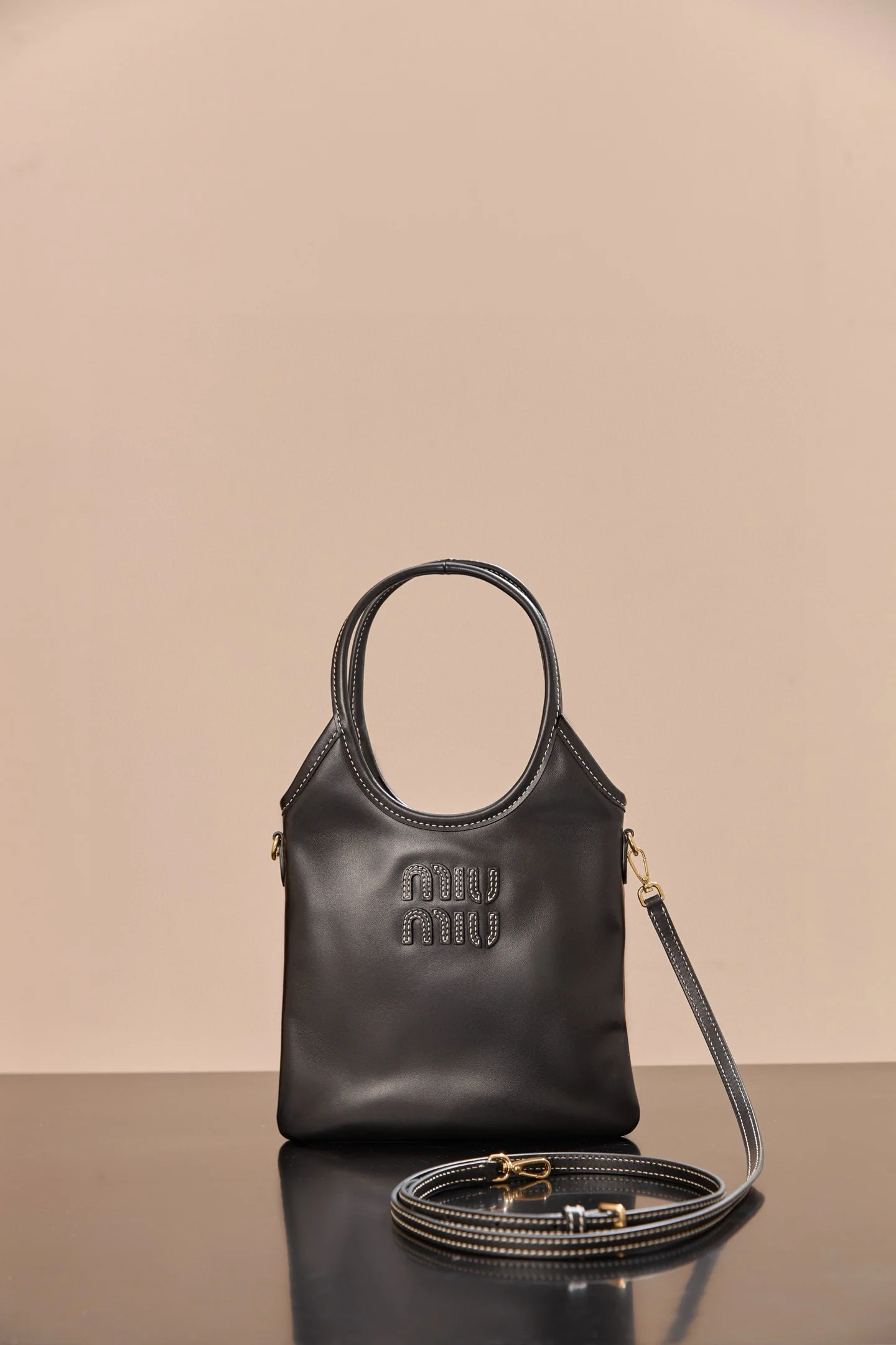 Сумка-тоут Miu Miu-5ba281m650-??? Маленькая, матово-черная