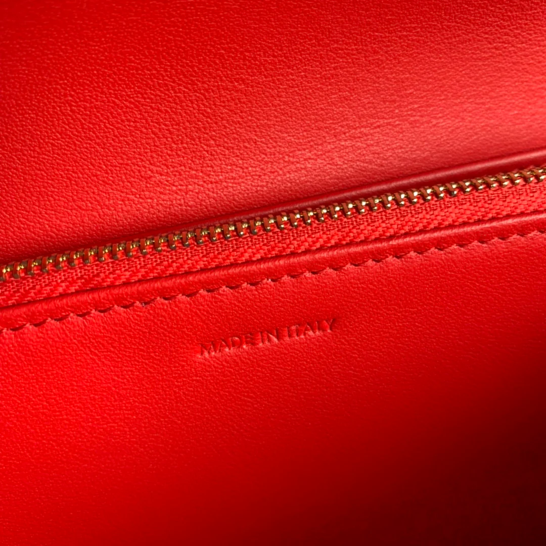 Кошелек-книжка Celine с принтом ?Красная пальма?