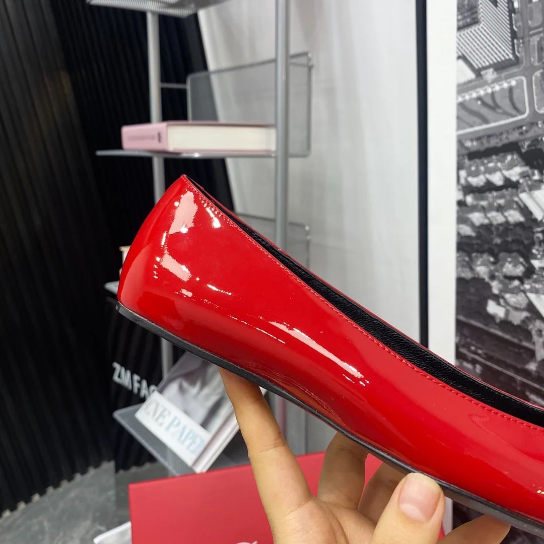 RV-Плоская подошва, квадратный носок, красный