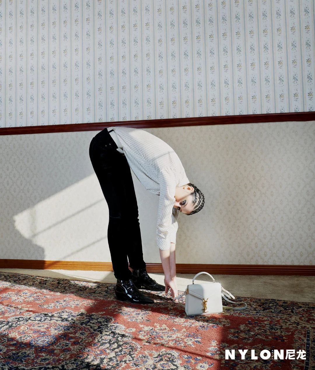 YSL Cassandra - Body Sharing - 4