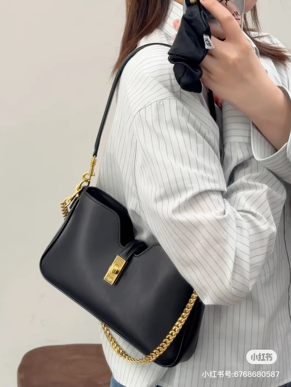 Кожаная сумка через плечо Celine Camille - черная