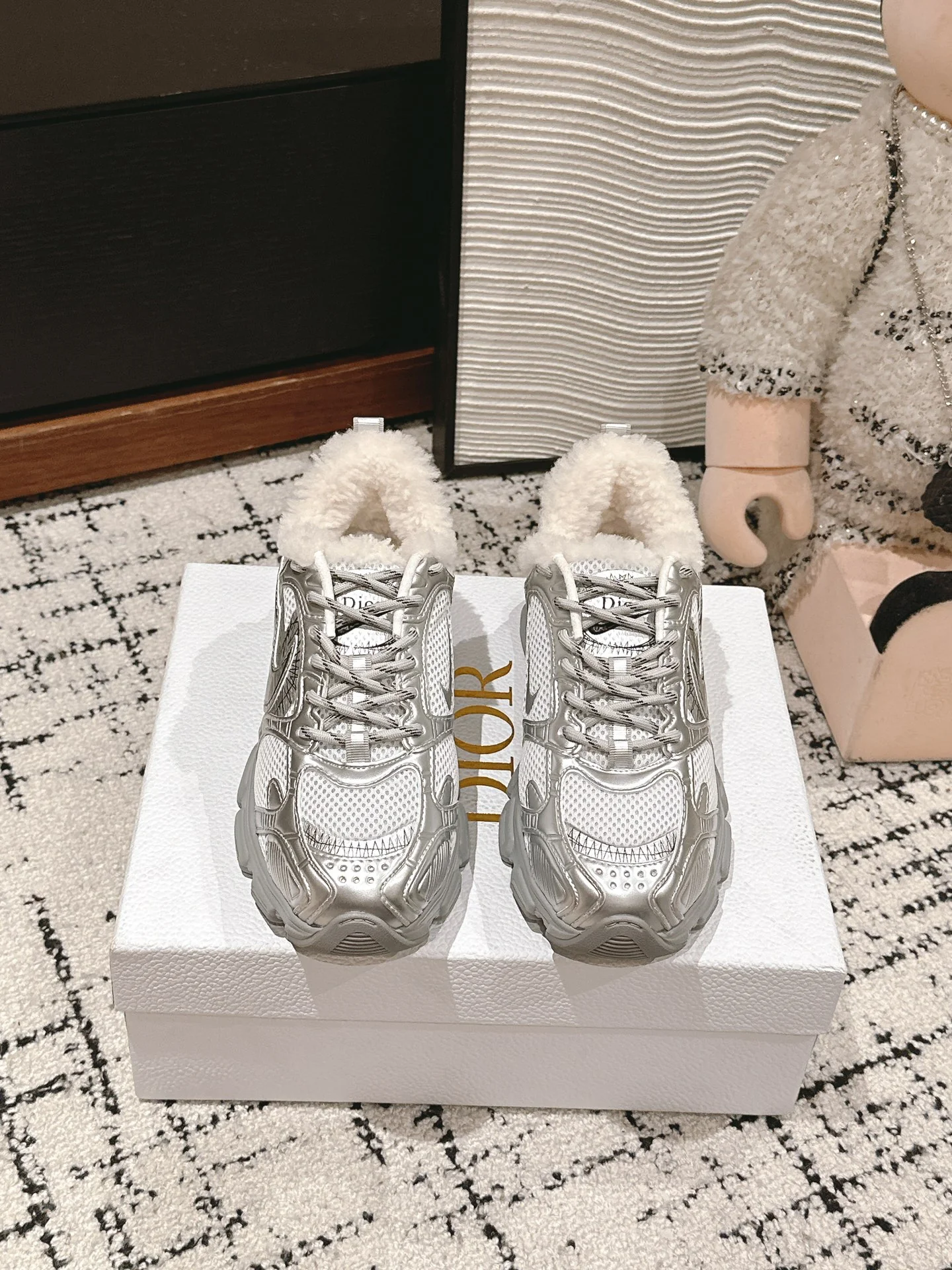 Шерстяные кроссовки Dior 2024 - серебристые