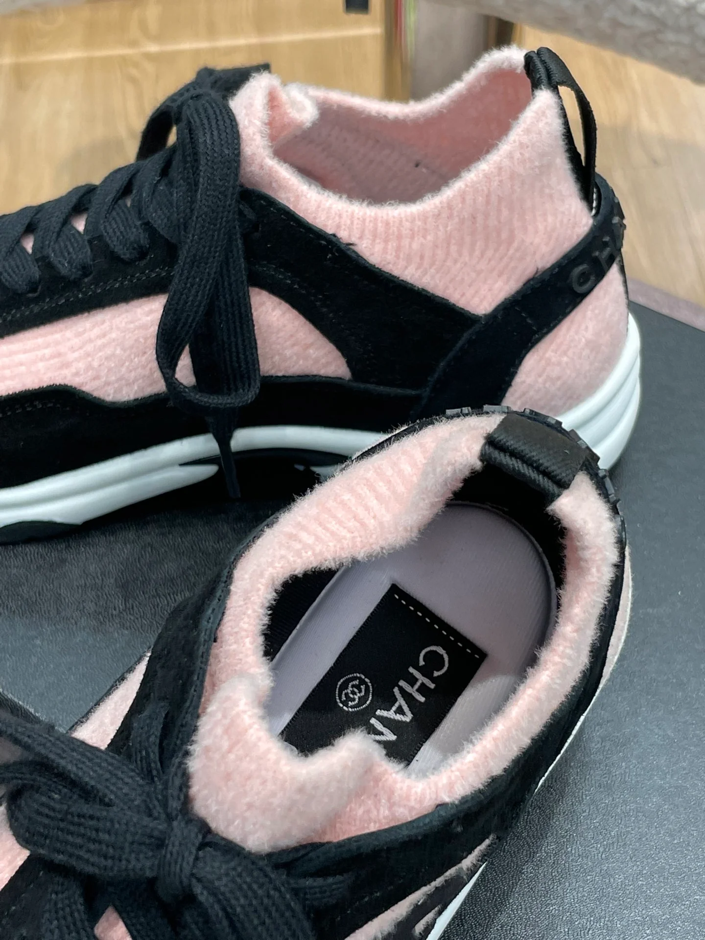 Chanel - Массивные туфли - Кроссовки