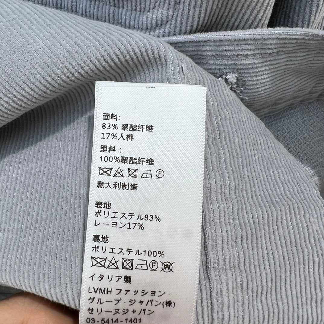 Celine-2404 - Повседневная вельветовая рубашка-куртка в классическом стиле с длинными рукавами и золотыми пуговицами.