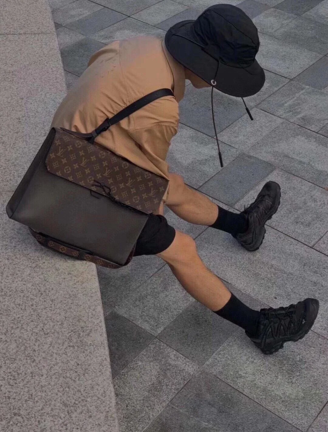 lv-m30591-robusto-men's briefcase