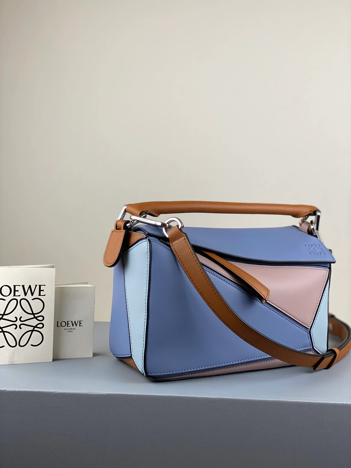 Сумка Loewe Puzzle из телячьей кожи - 2