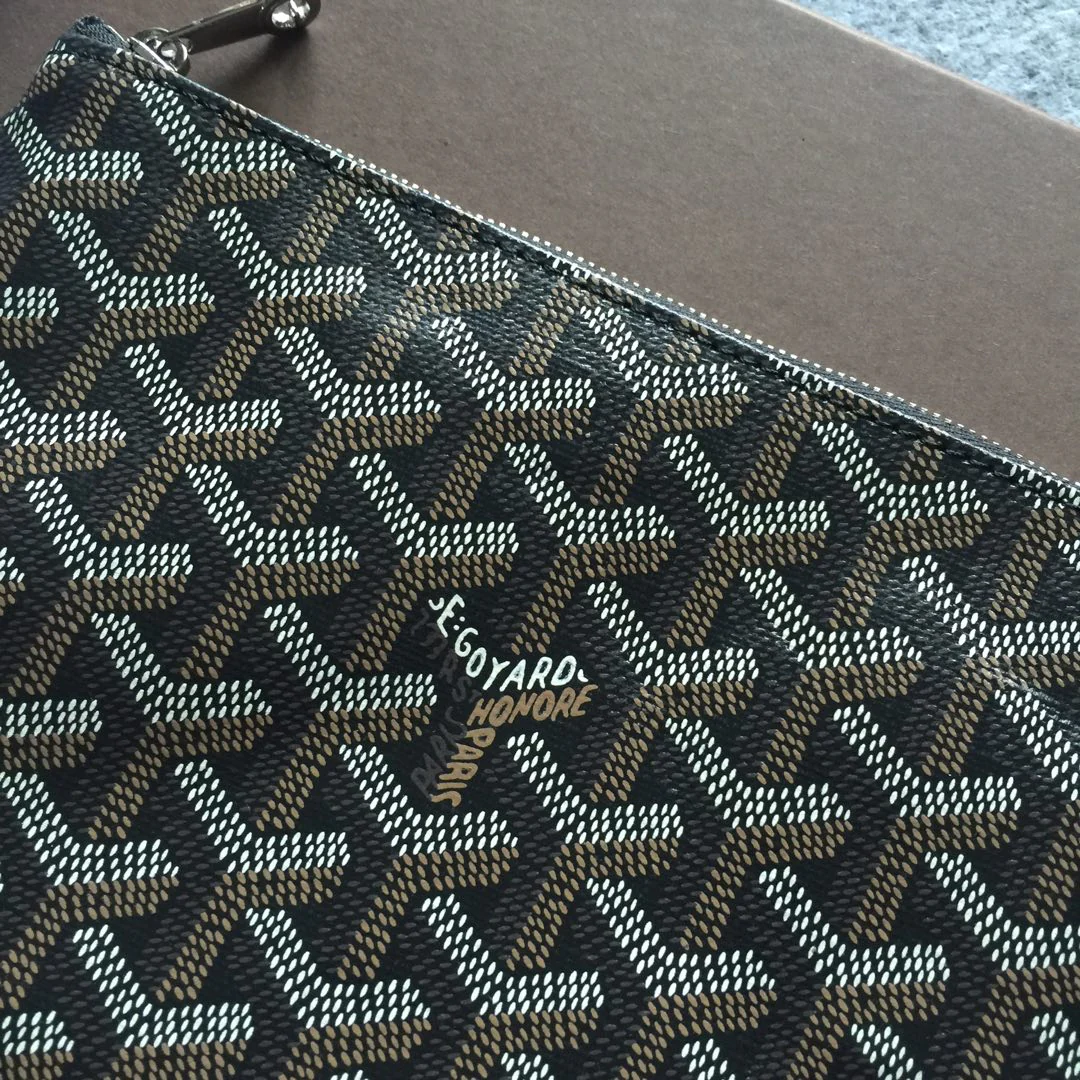 Мини-сумочка Goyard