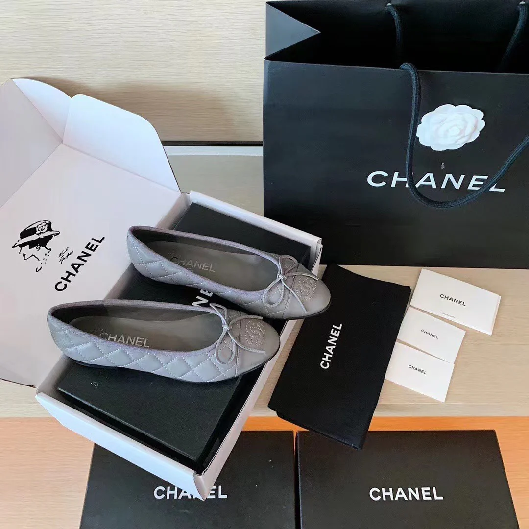 Классические балетки Chanel - серые