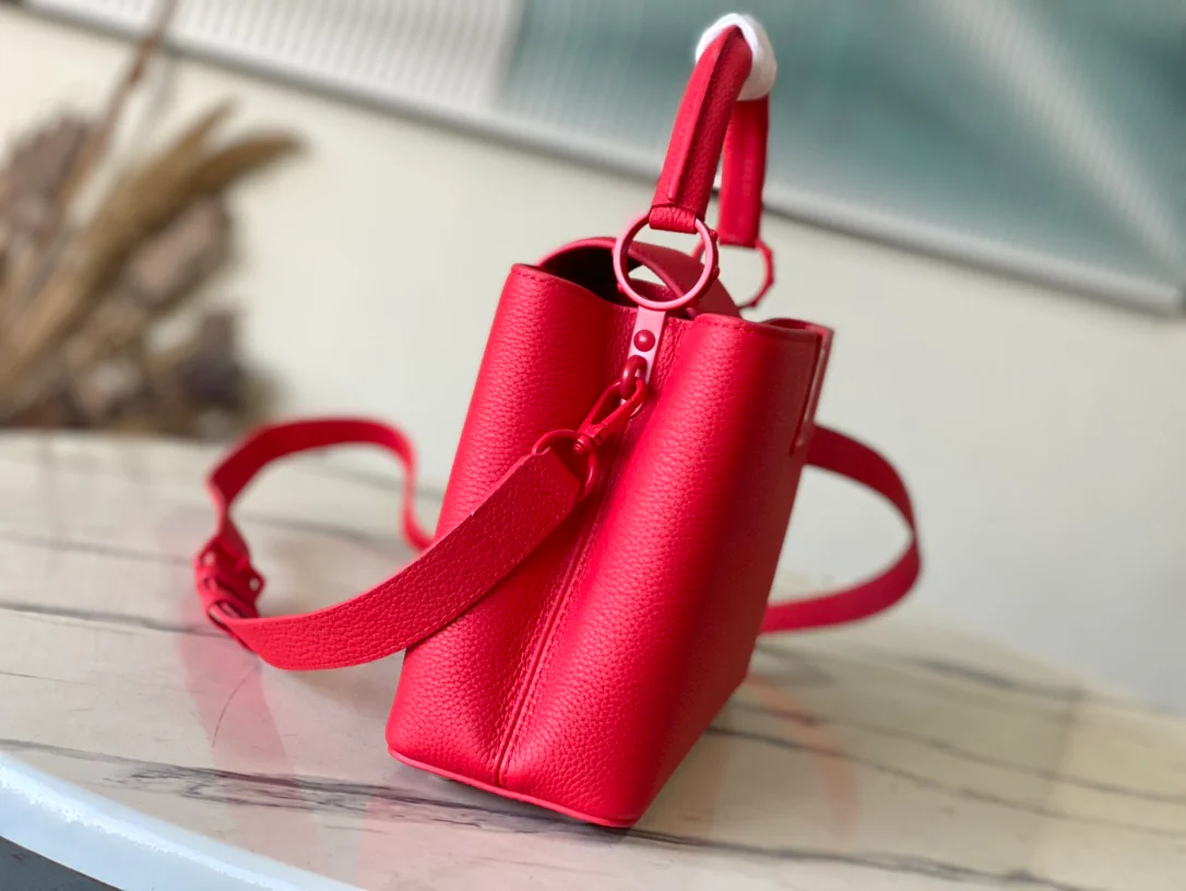 LV-m11798-Маленькая мини-сумочка Capucines, красная