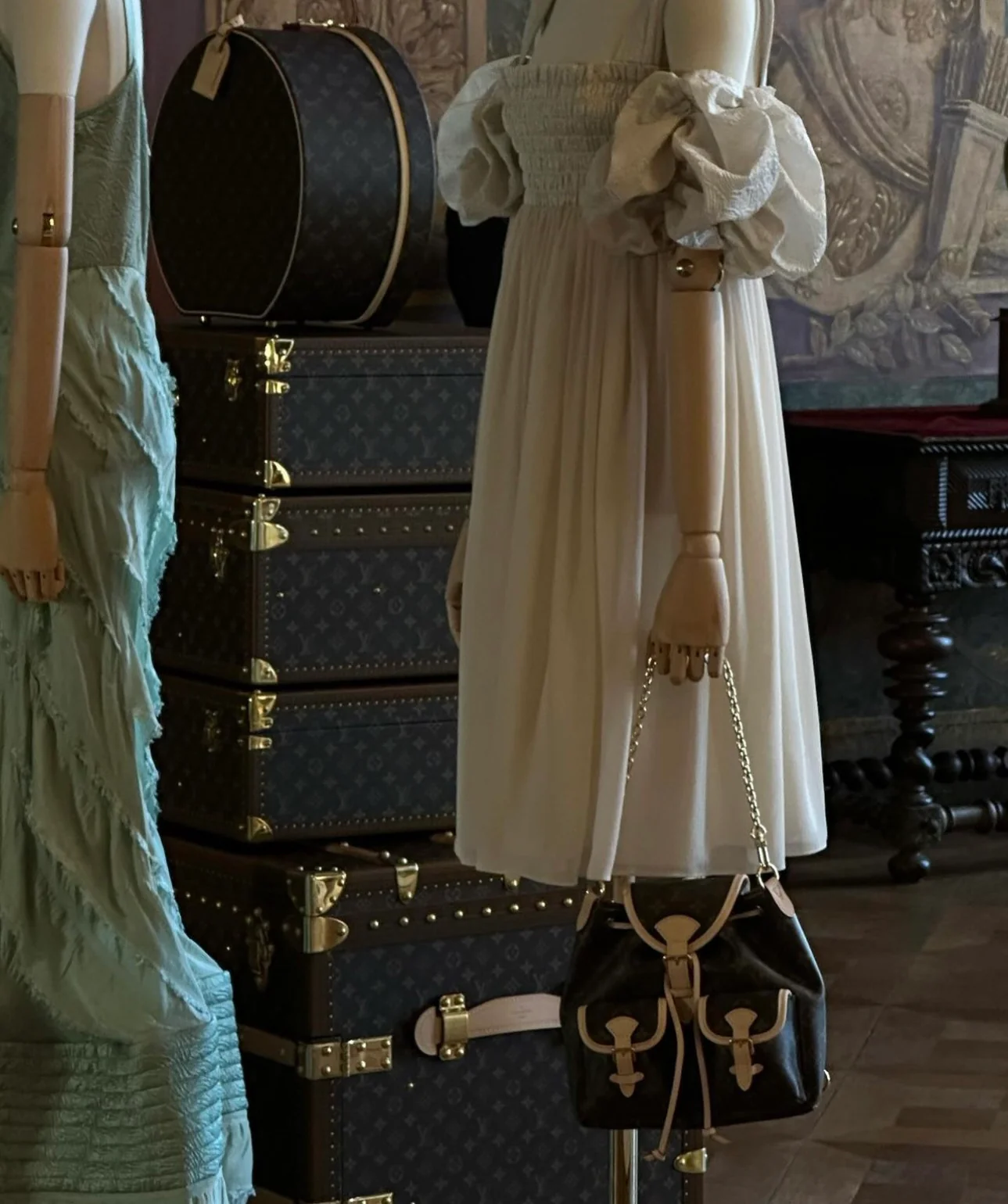 m46932-LV-excursion-pm-Backpack-Classic Monogram Canvas