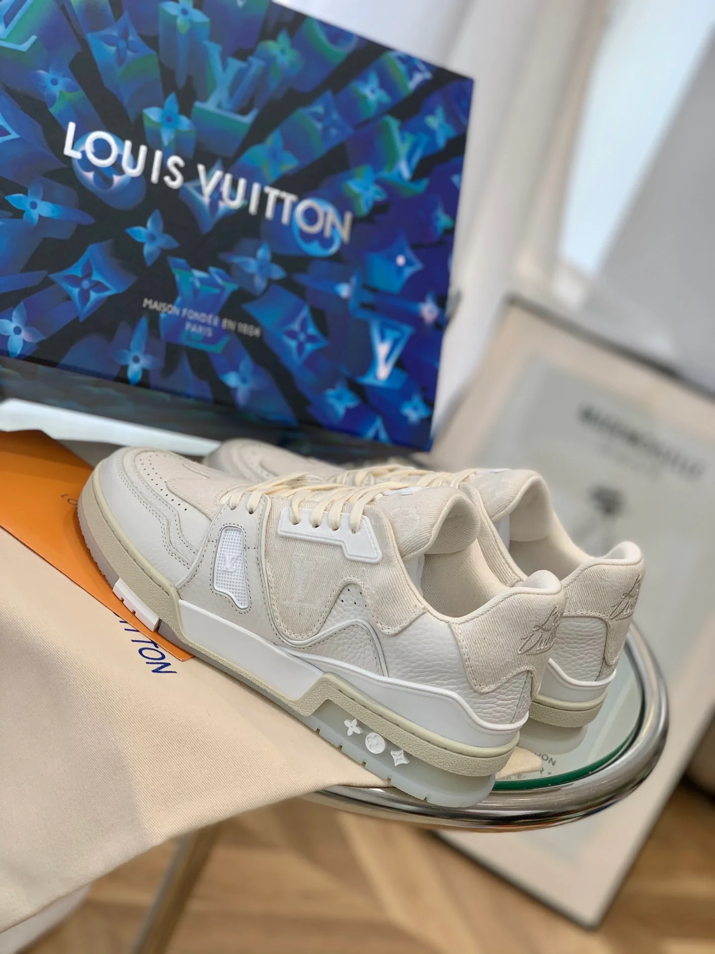 Кроссовки LV Trainer Series - Унисекс - Off-white