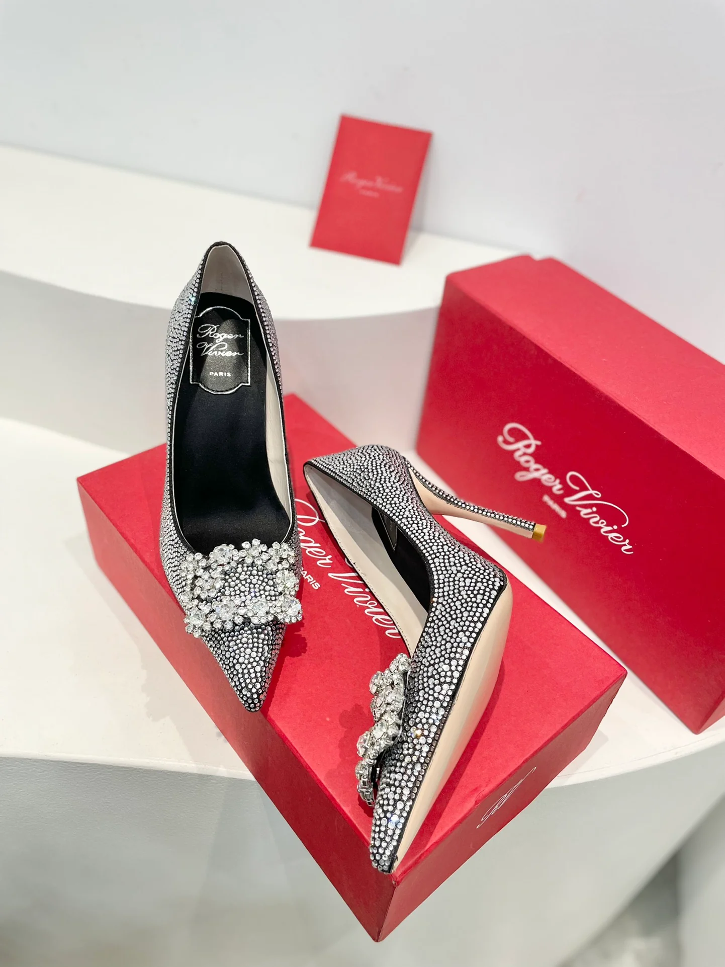 Обувь RV Shoes - Серия Crystal Shoes - Туфли на высоком каблуке со стразами - Черно-серебряные