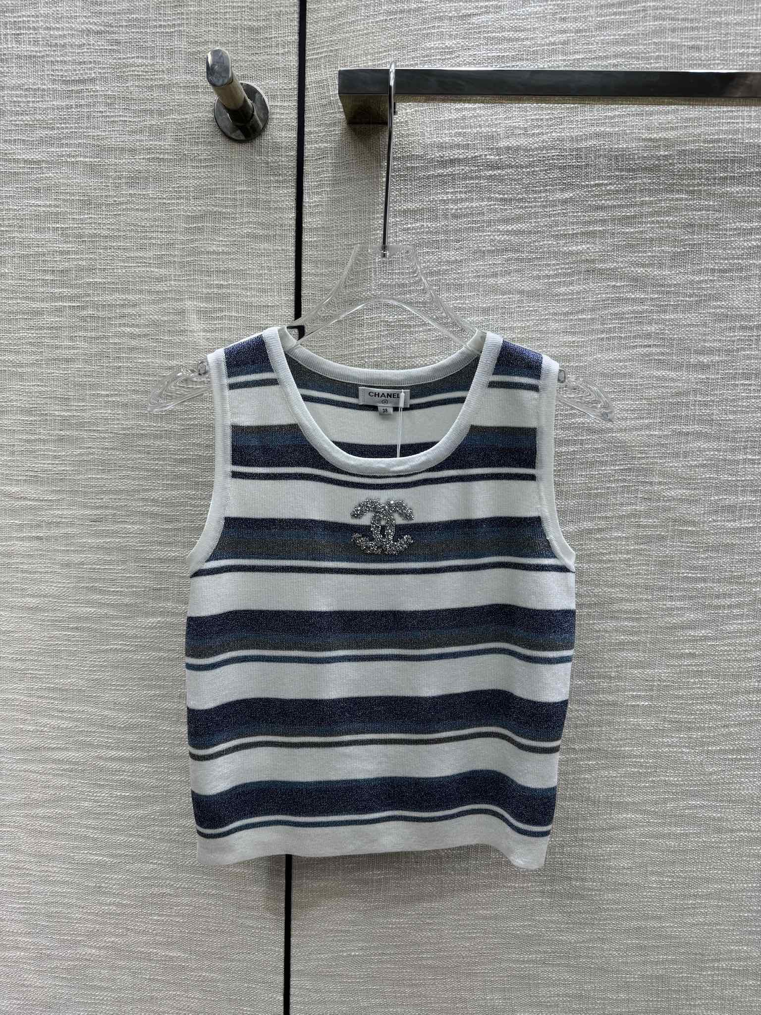 Вязаный жилет Chanel 2403 в полоску с цветовыми блоками - синий