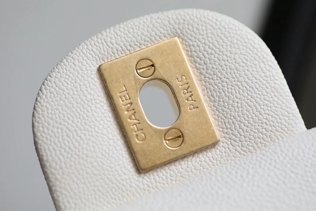 Ручка Chanel Coco (белая)