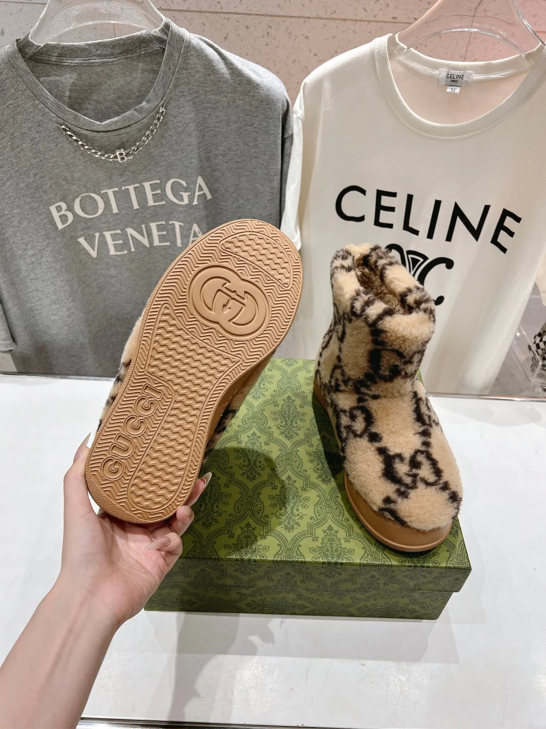 Шерстяные зимние сапоги Gucci 2024 - Кофейно-коричневый - 1