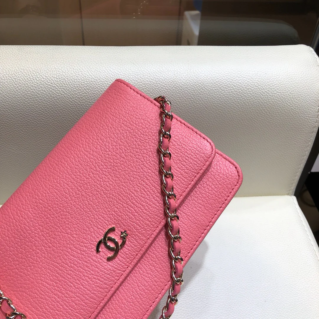 Новая маленькая сумка Chanel WOC