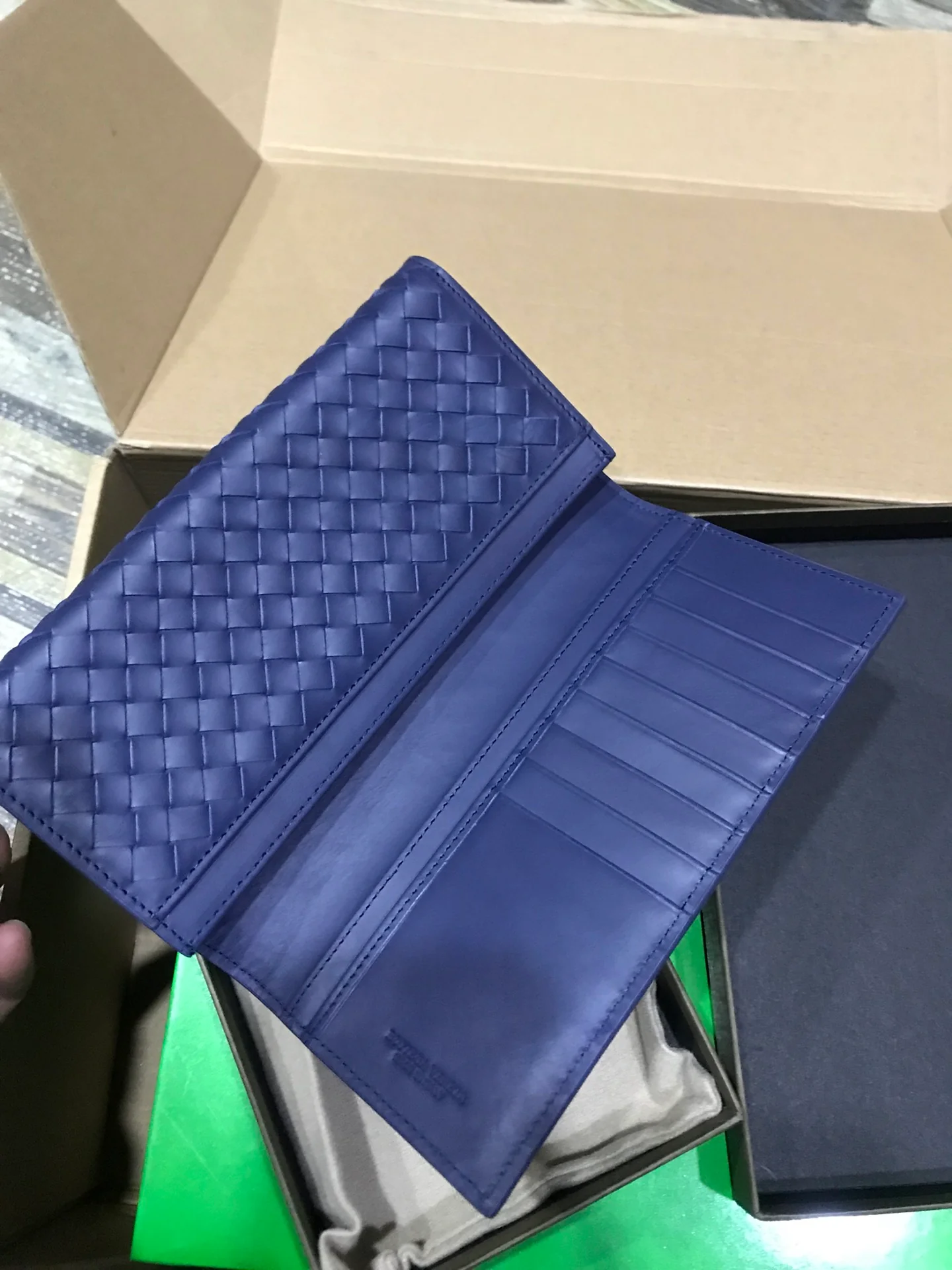 BV 翻盖长夹-意大利原厂胎牛皮