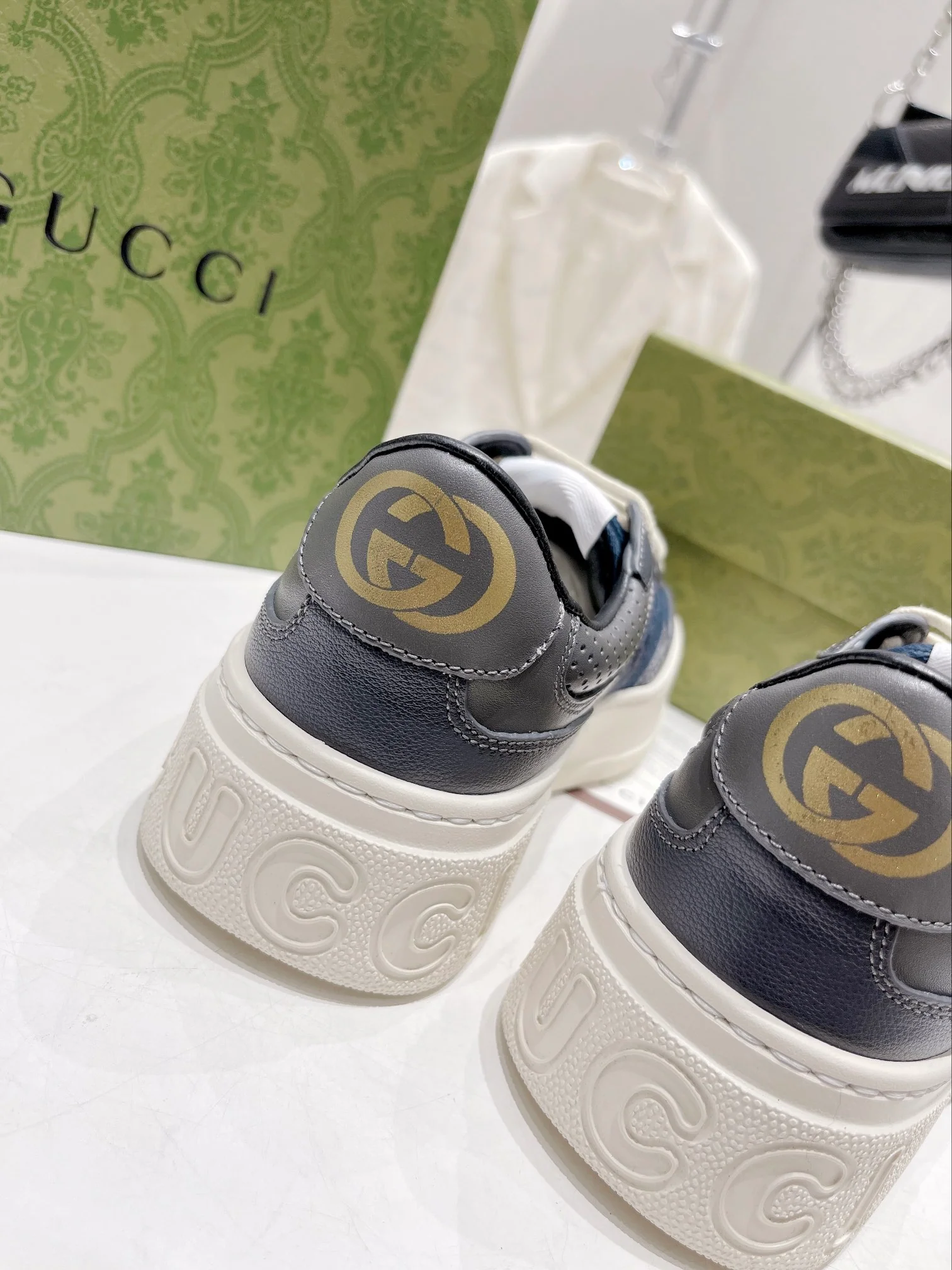 Кроссовки Gucci Chunky B Series на платформе, унисекс, синие.