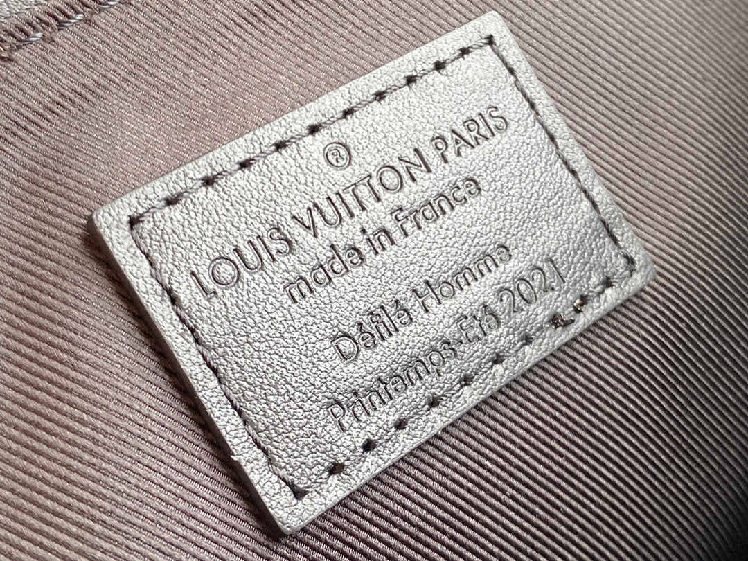 lv-m80327-steamer-nano-men's handbag